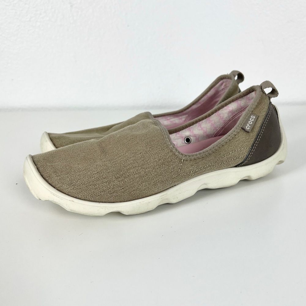 Crocs Canvas Tan Loafers Shoes - Picture 2 of 8